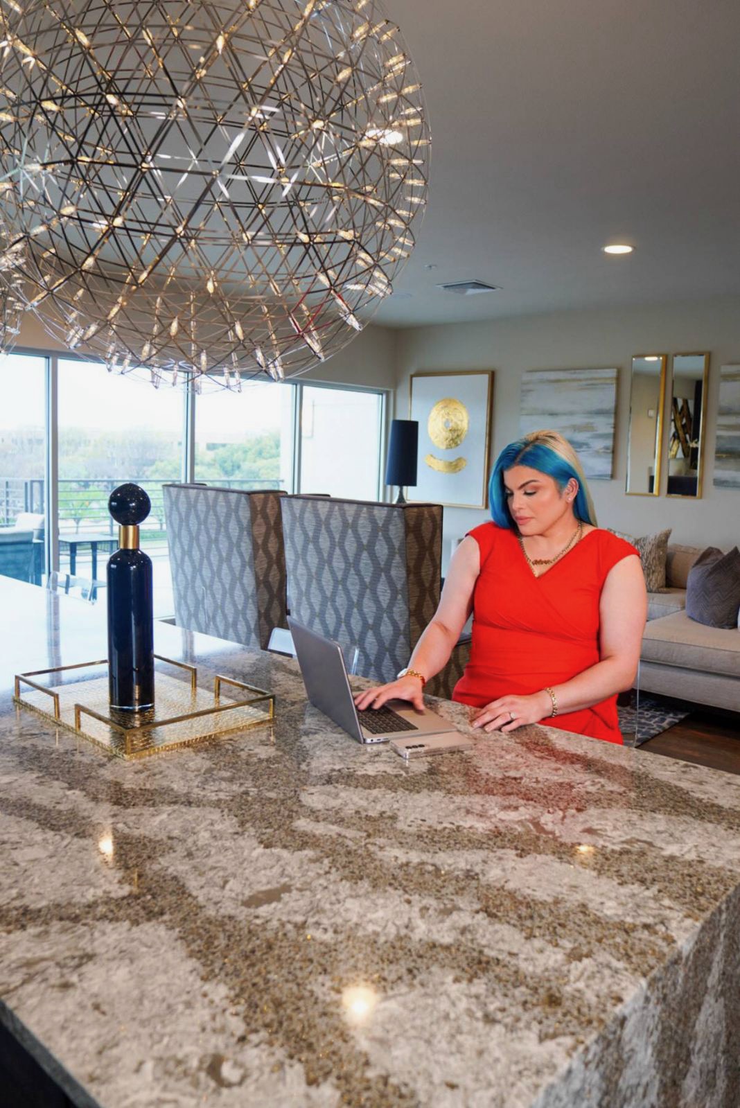 Photo of Mary E De La Vega